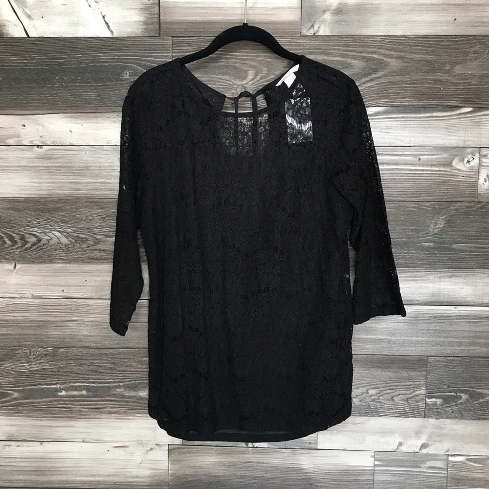 Lace maternity shirt